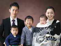 世田谷喜多見狛江のお宮参りの家族写真