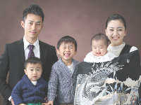 世田谷喜多見狛江のお宮参りの家族写真