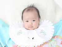 世田谷喜多見狛江のお宮参り写真　正絹水色の女の子掛け着レンタル