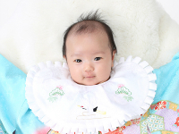 世田谷喜多見狛江のお宮参り写真　正絹水色の女の子掛け着レンタル