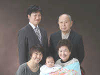 世田谷喜多見狛江のお宮参りの集合写真