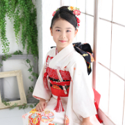 七五三7歳正絹着物レンタル　白い　世田谷区 喜多見 狛江