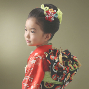 七五三7歳正絹着物レンタル　朱色　御所車　日本髪　世田谷区喜多見狛江