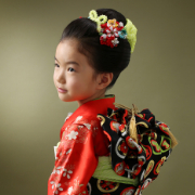 七五三7歳正絹着物レンタル　朱色　御所車　日本髪　世田谷区喜多見狛江